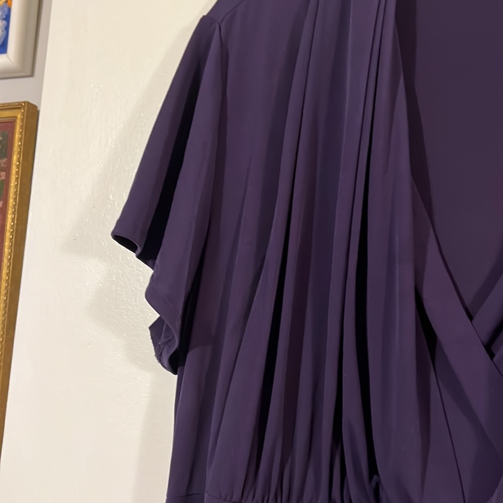 Alfani deep plum flutter sleeve dress. Flowy!! - Picture 4 of 9